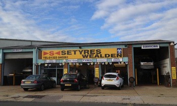 Setyres Hailsham East Sussex offer tyres, servicing, brakes, air conditioning, shocks, exhausts, batteries, major repairs, diagnostics and tracking